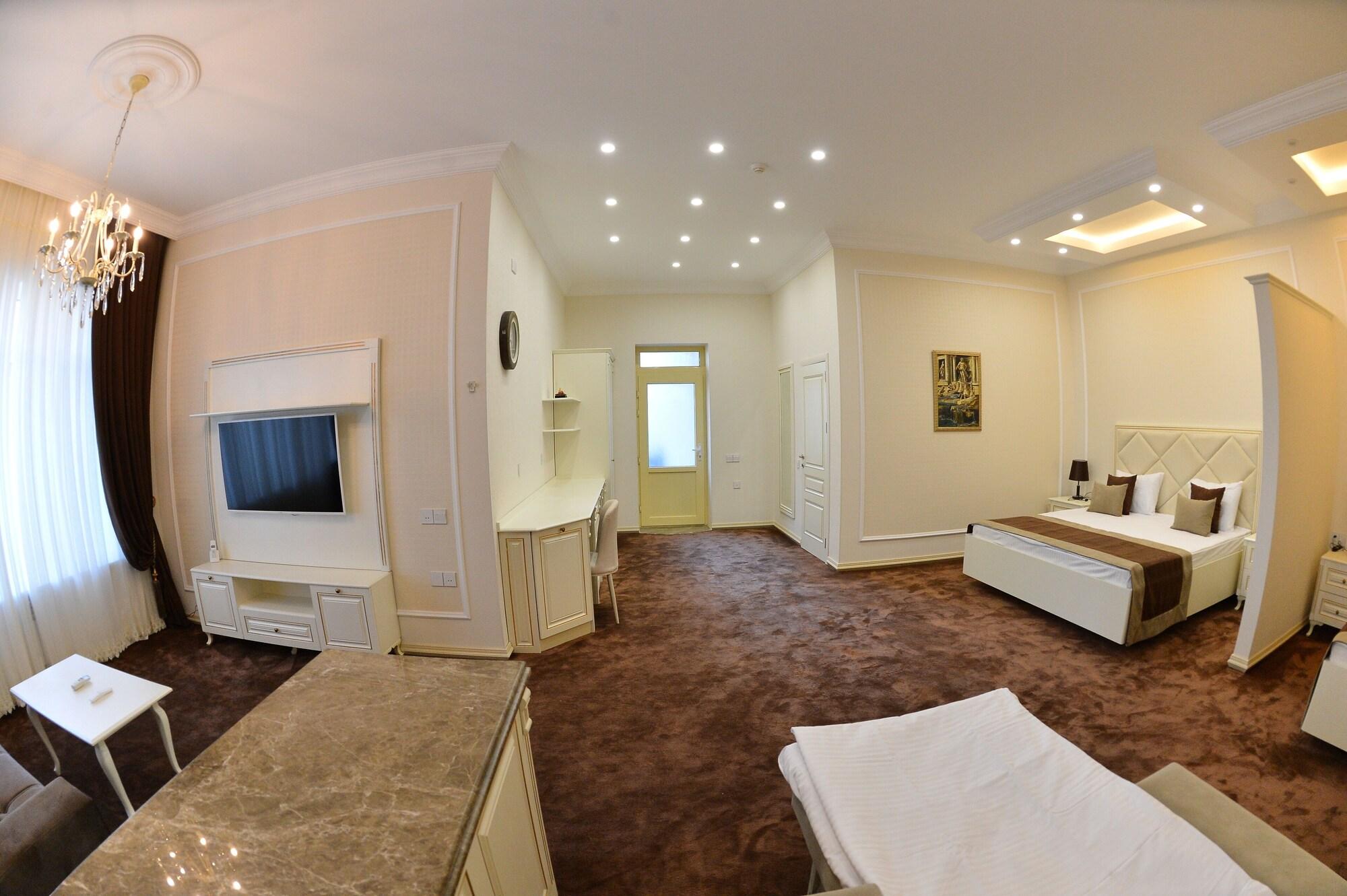 East Legend Hotel Baku Exterior foto