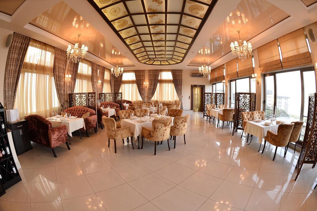 East Legend Hotel Baku Exterior foto