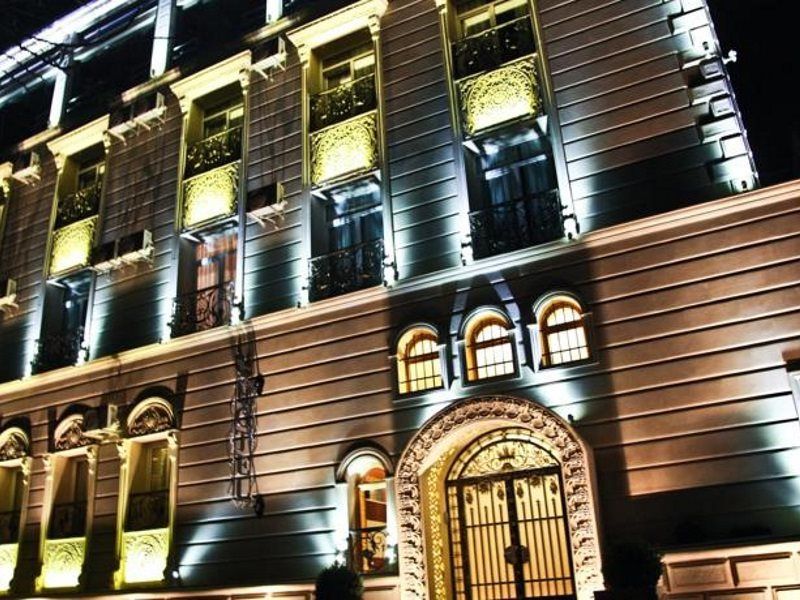 East Legend Hotel Baku Exterior foto